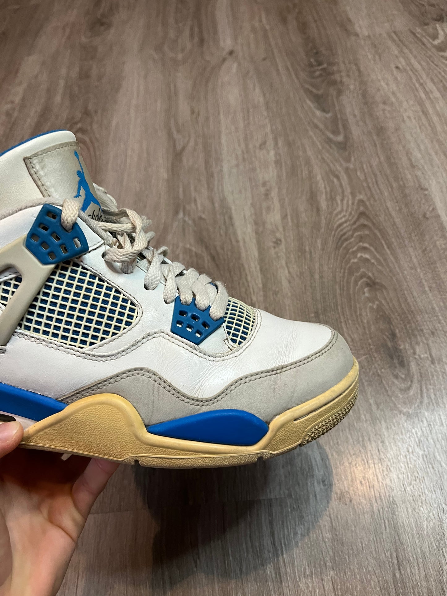 Jordan 4 Military Blue