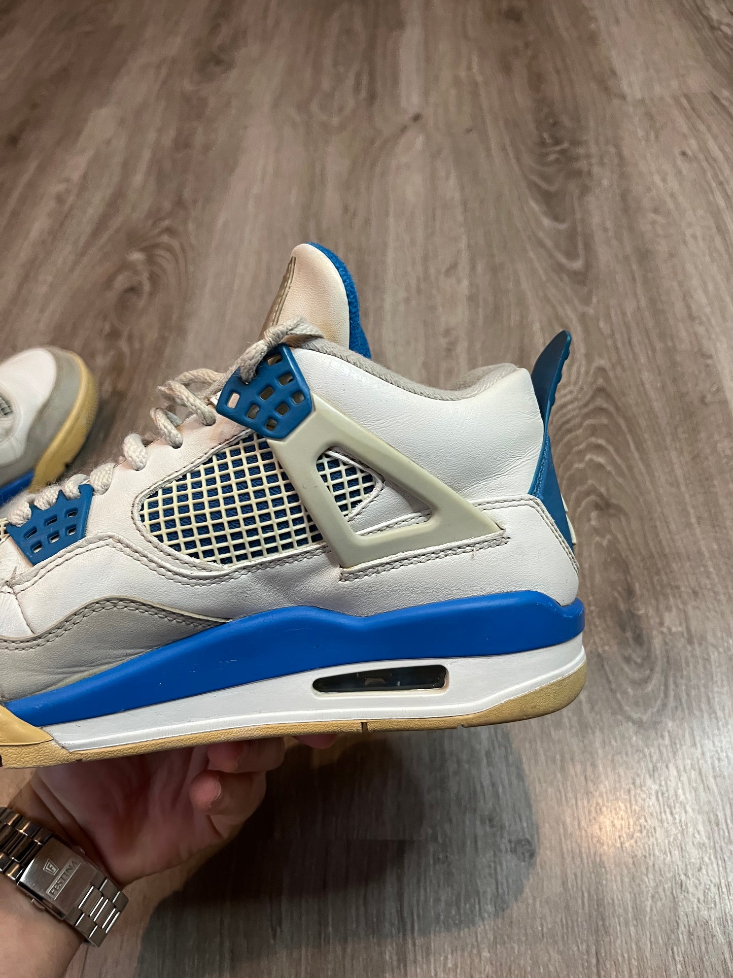 Jordan 4 Military Blue