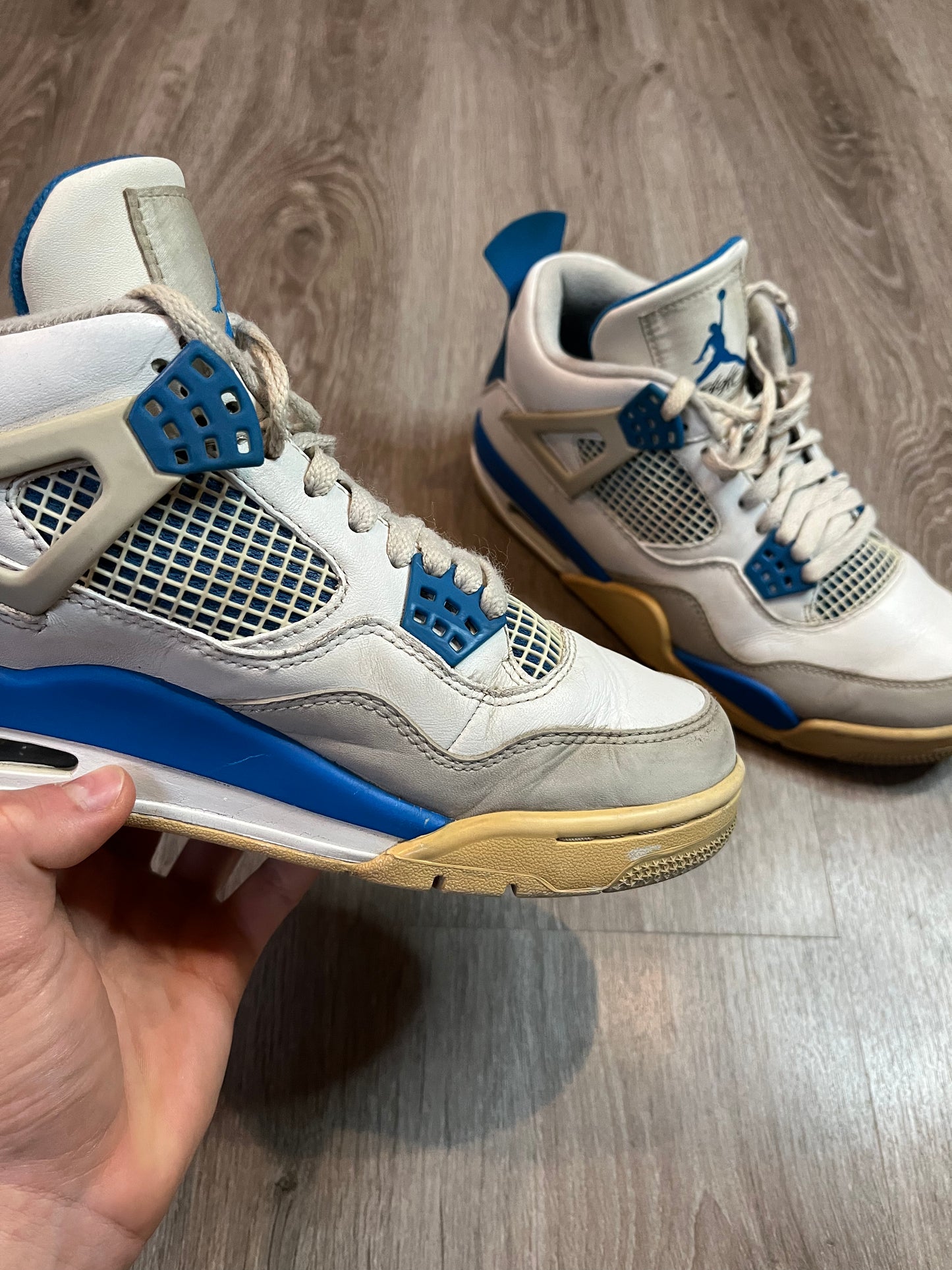 Jordan 4 Military Blue