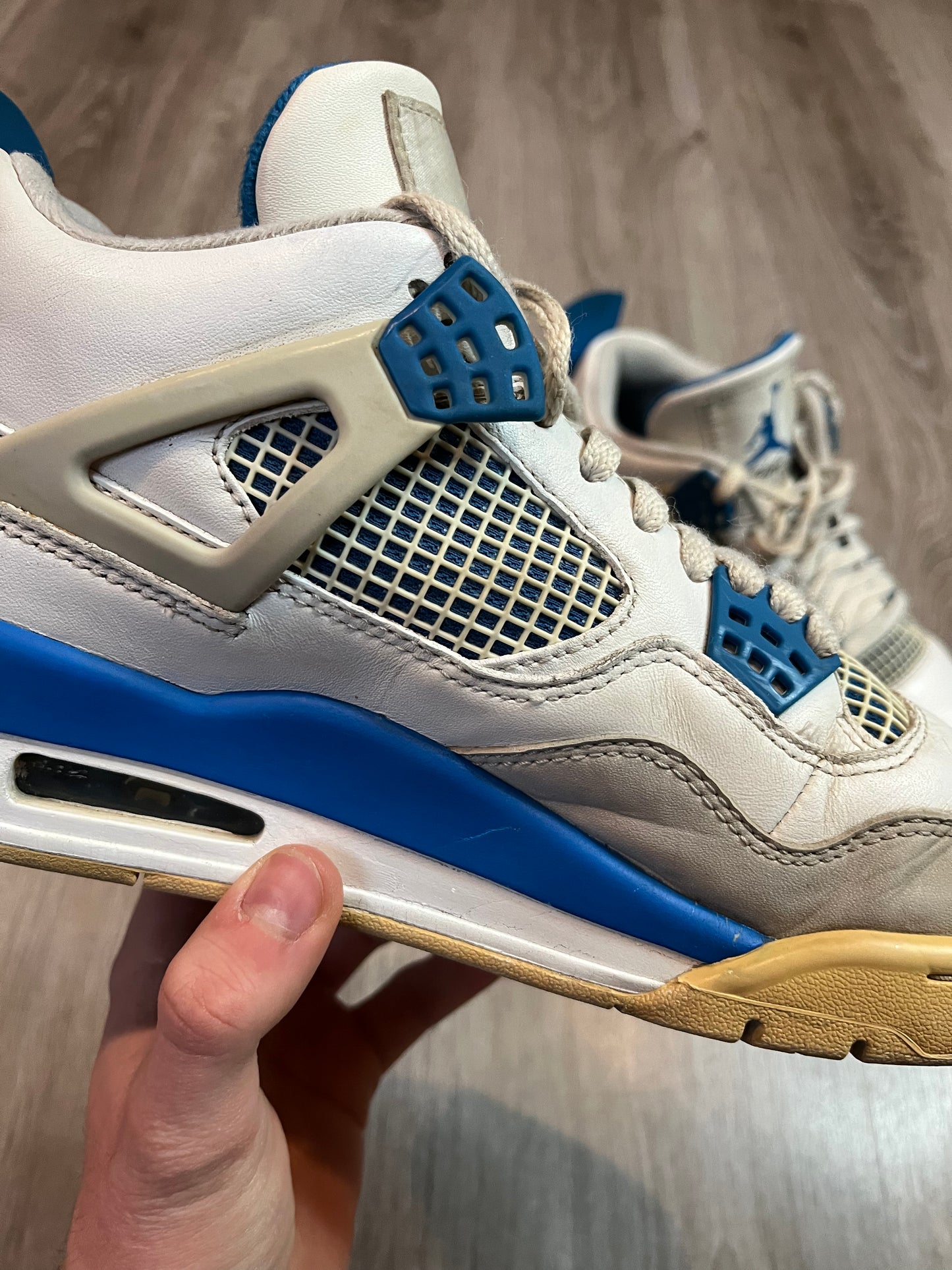 Jordan 4 Military Blue