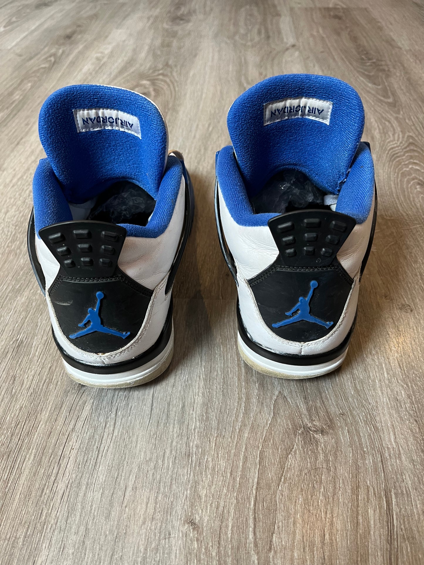 Jordan 4 Motorsport