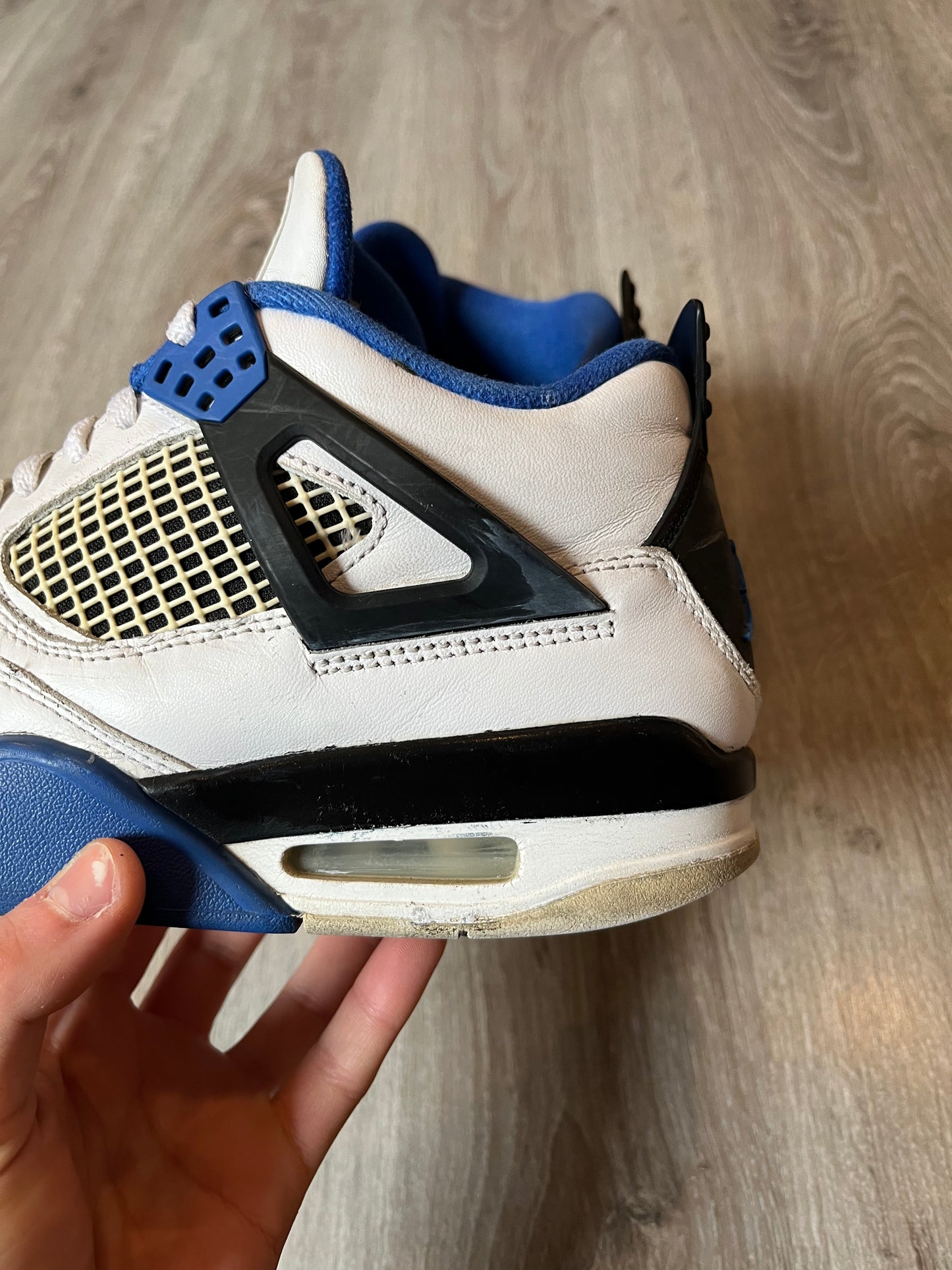 Jordan 4 Motorsport