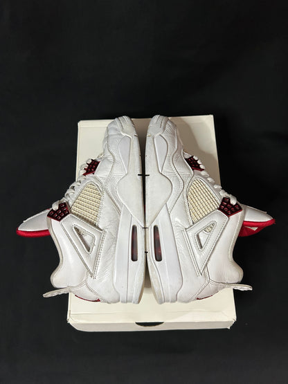 Jordan 4 Metallic Red