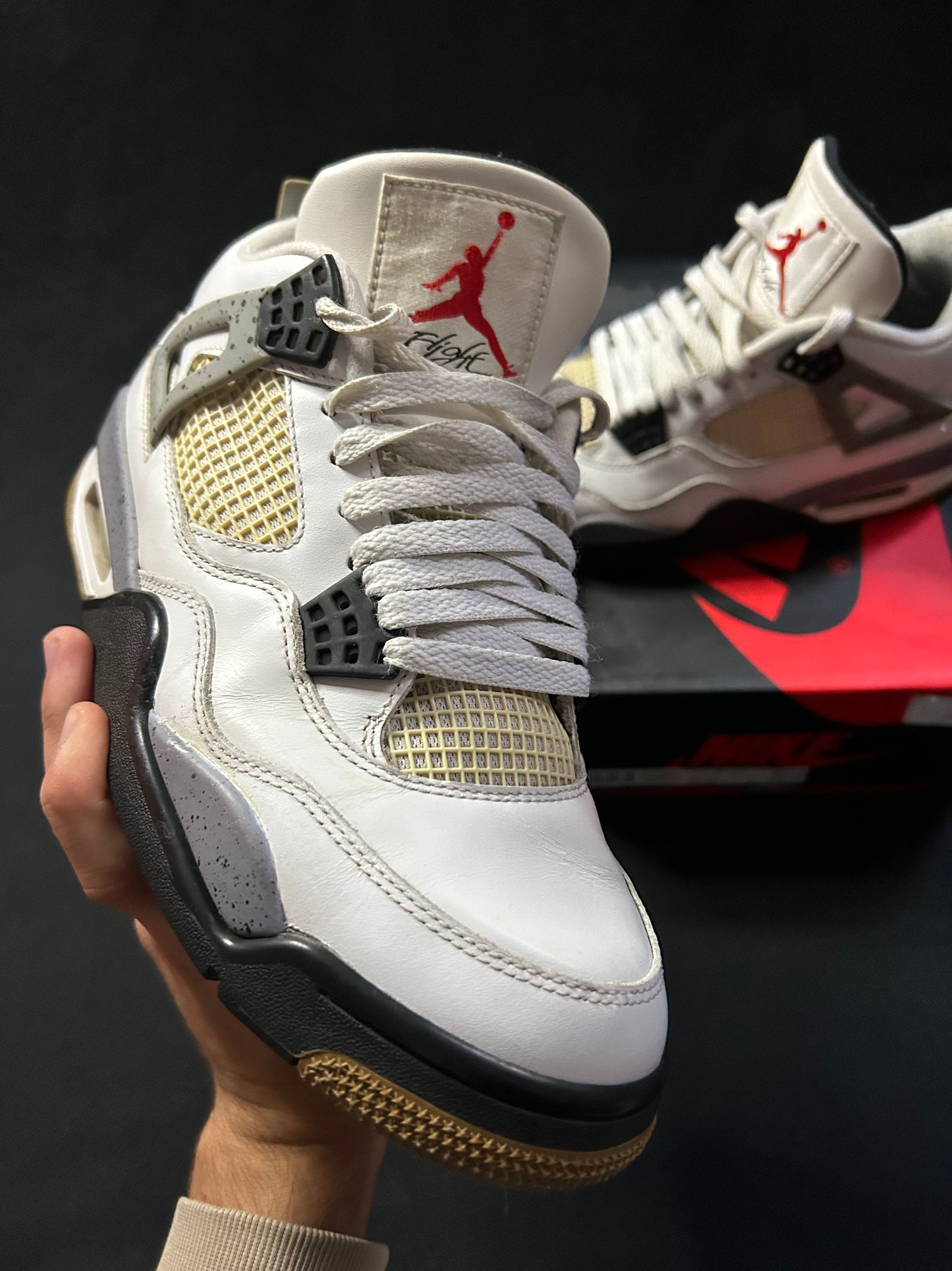 Jordan 4 White Cement Taille 41